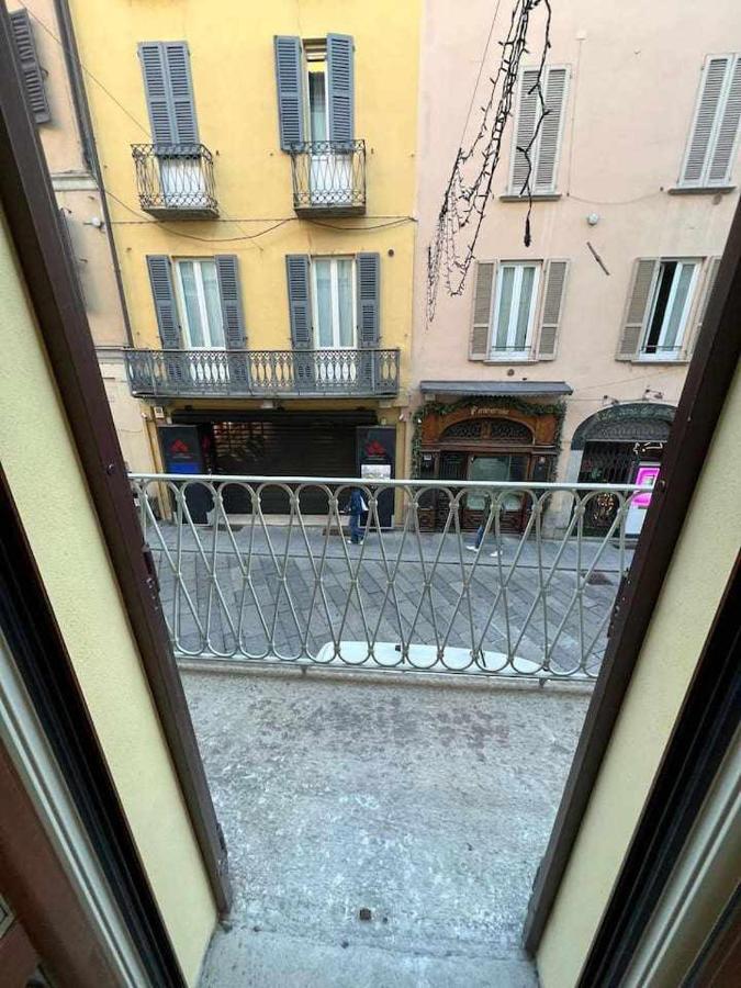 La Stanza Del Manzoni 1 Piano No Ascensore Pavia Exterior foto